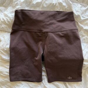 ALO Chocolate Biker Shorts